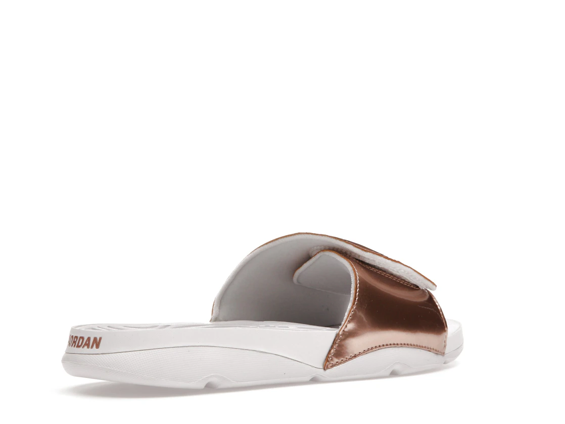 Vue 33 de Jordan Hydro Slide Retro 5 Pinnacle Bronze
