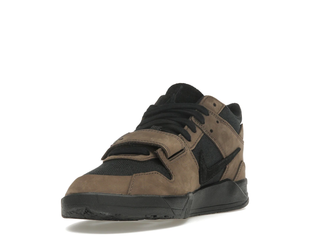 Vue 13 de Jordan Jumpman Jack TR Travis Scott Dark Mocha