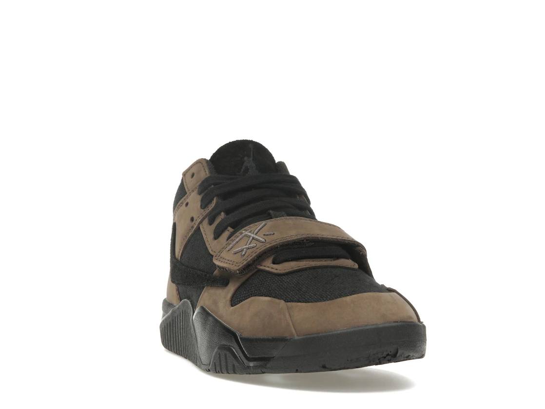 Vue 8 de Jordan Jumpman Jack TR Travis Scott Dark Mocha