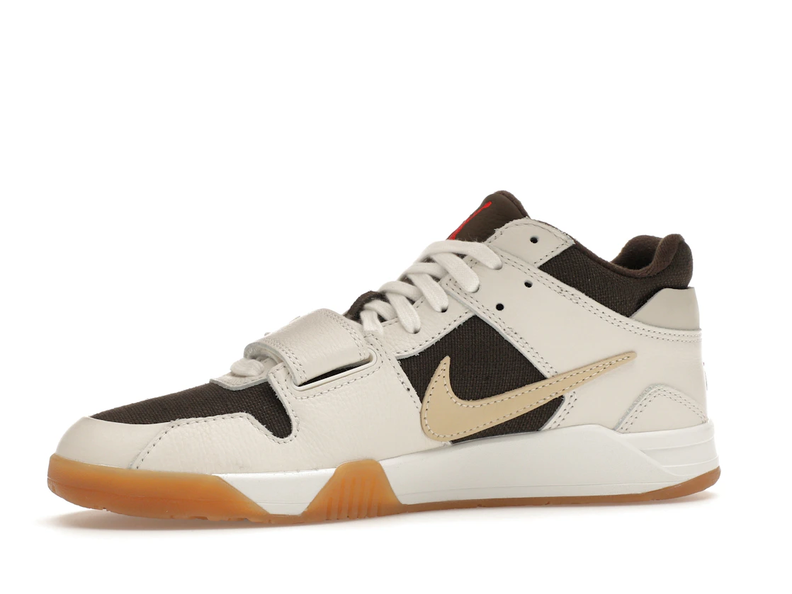 Vue 17 de Jordan Jumpman Jack TR Travis Scott Sail