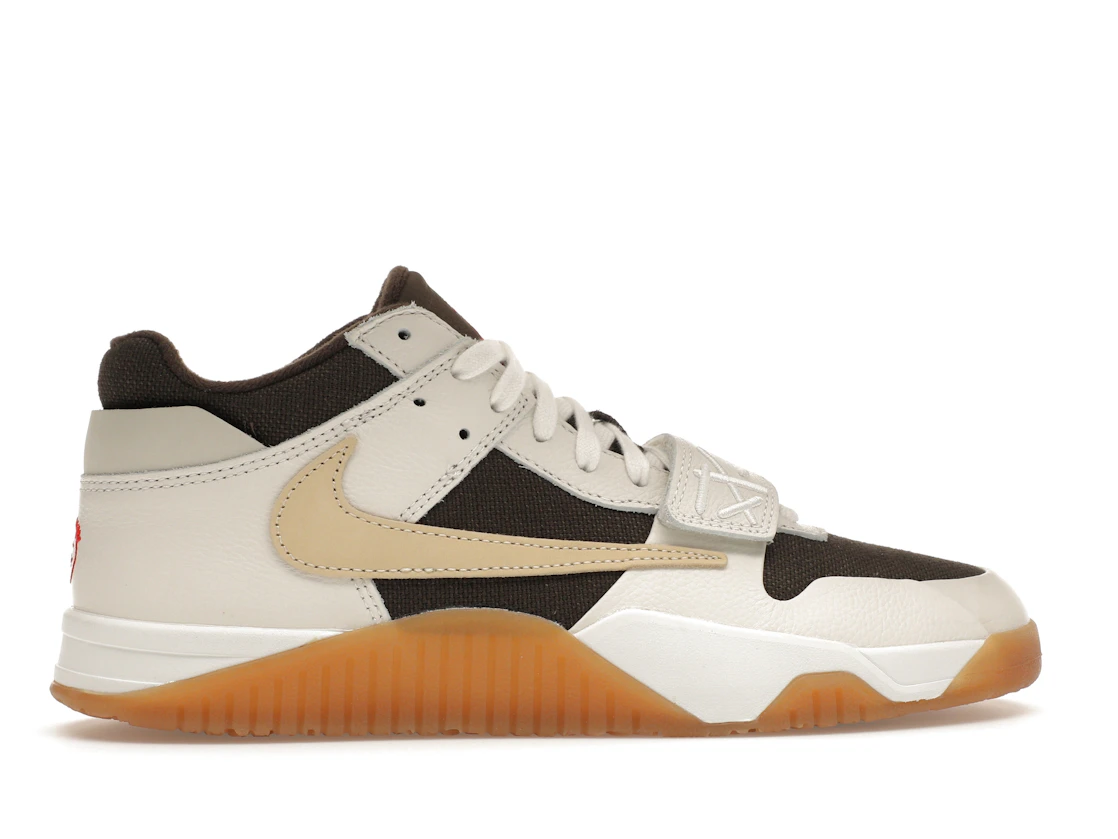 Vue 36 de Jordan Jumpman Jack TR Travis Scott Sail