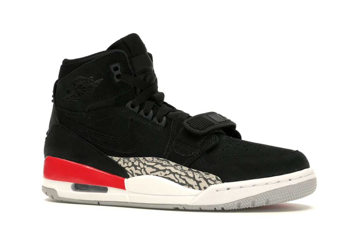 Vue 3 de Jordan Legacy 312 Black Fire Red