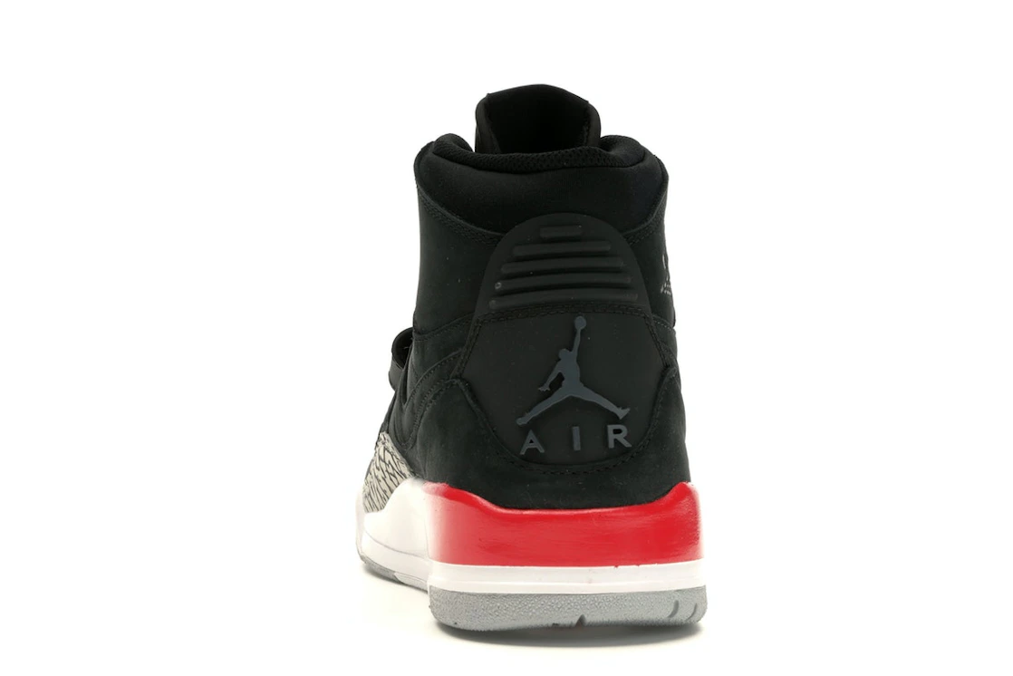 Vue 27 de Jordan Legacy 312 Black Fire Red