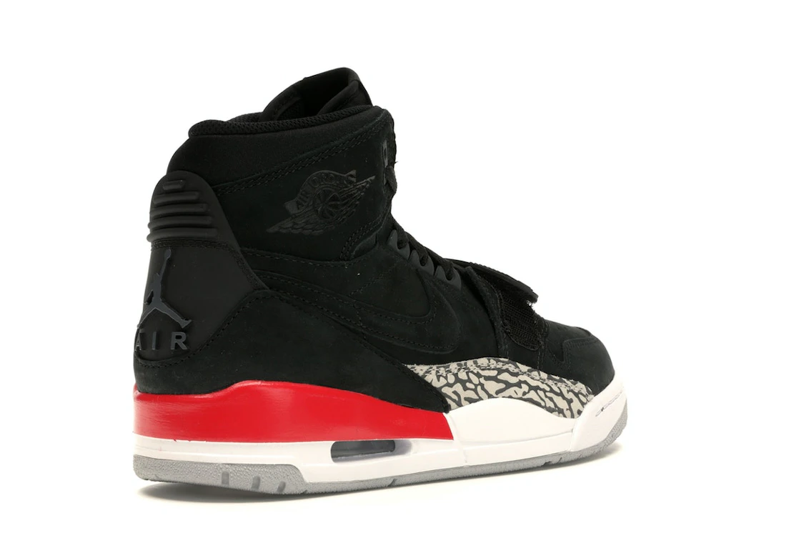 Vue 32 de Jordan Legacy 312 Black Fire Red