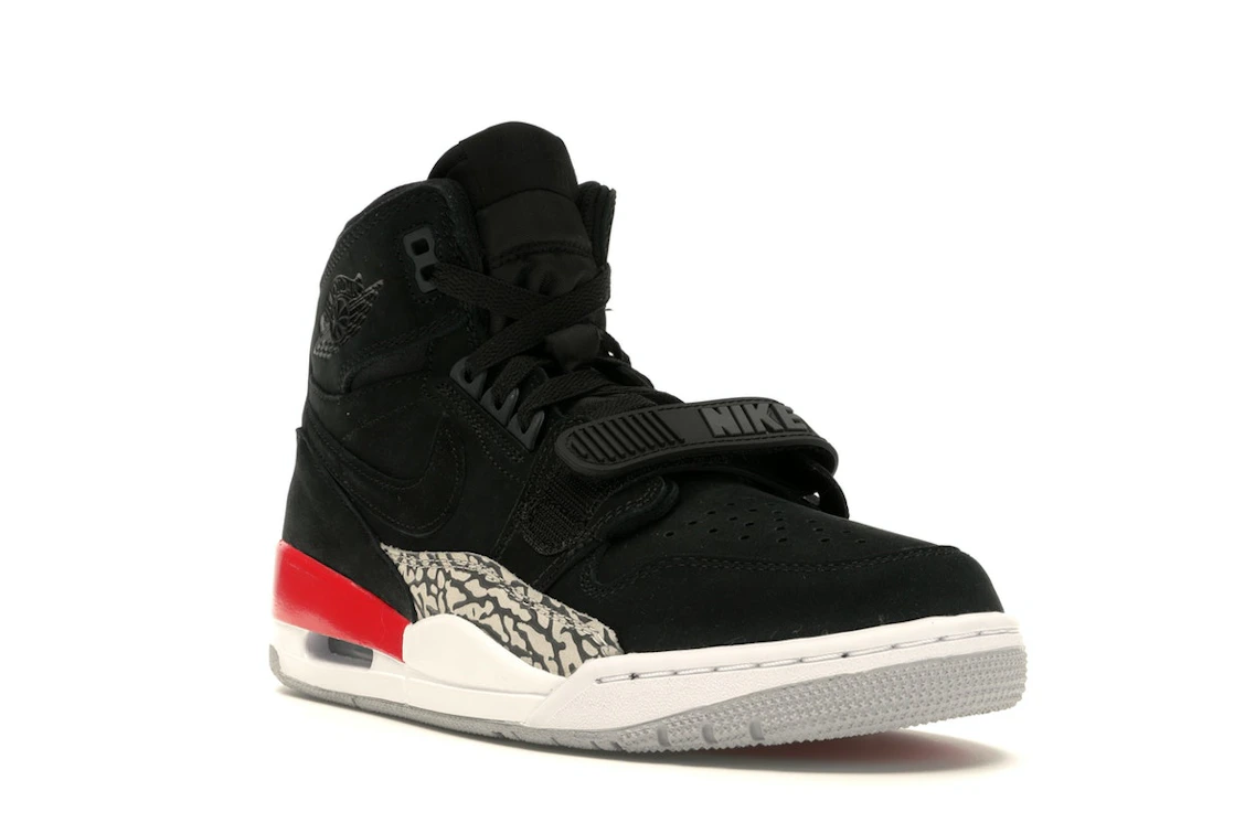 Vue 6 de Jordan Legacy 312 Black Fire Red