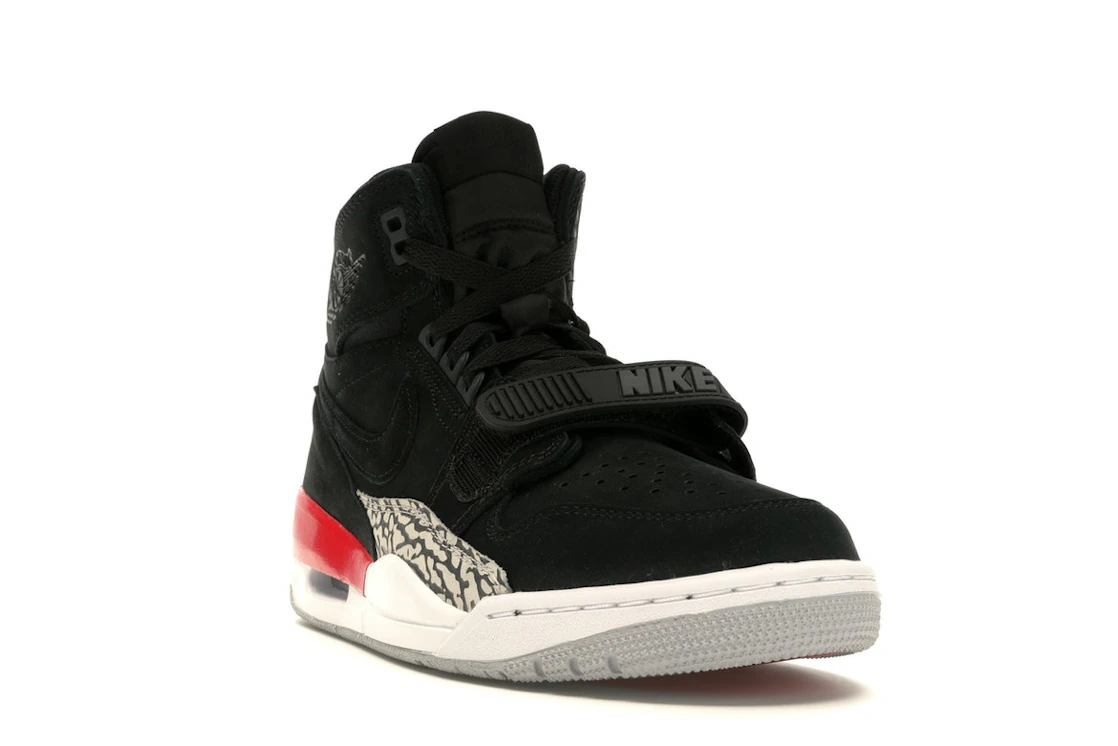 Vue 7 de Jordan Legacy 312 Black Fire Red