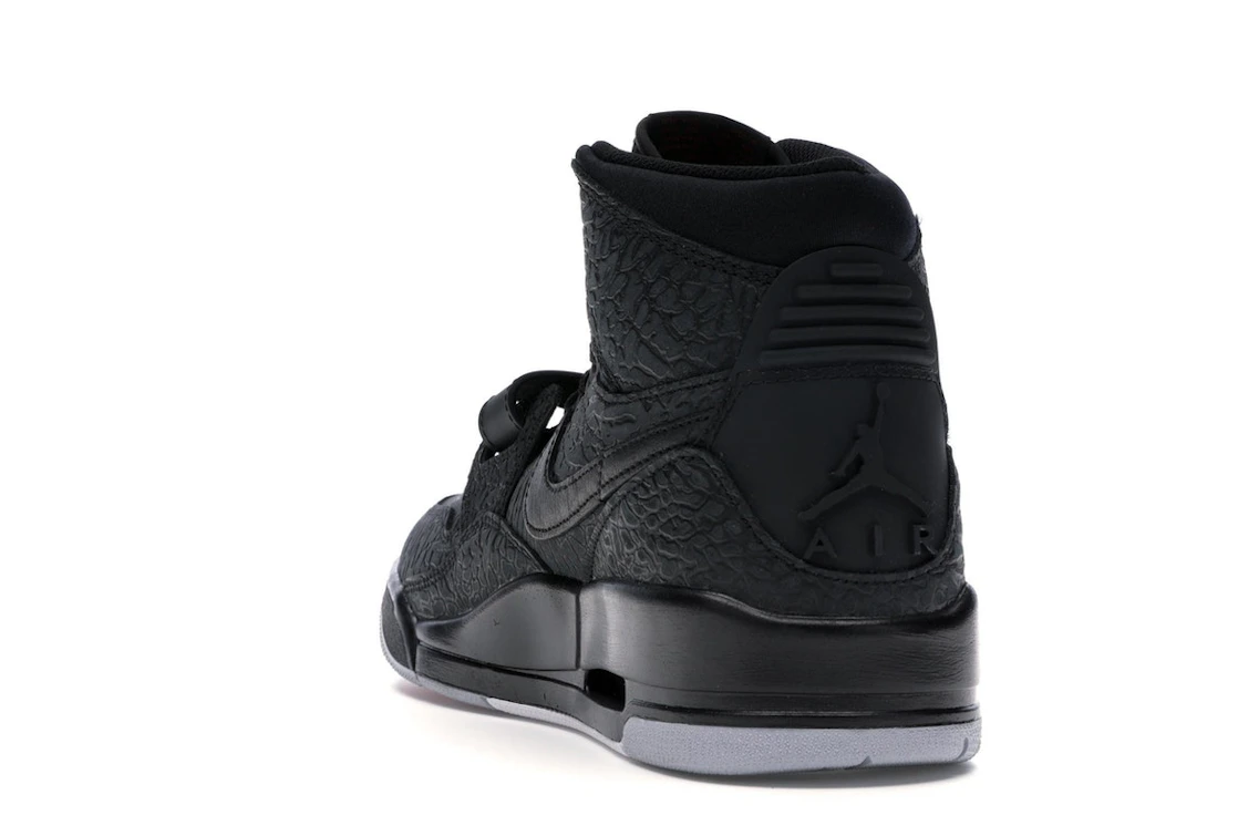 Vue 26 de Jordan Legacy 312 Elephant Print Bred