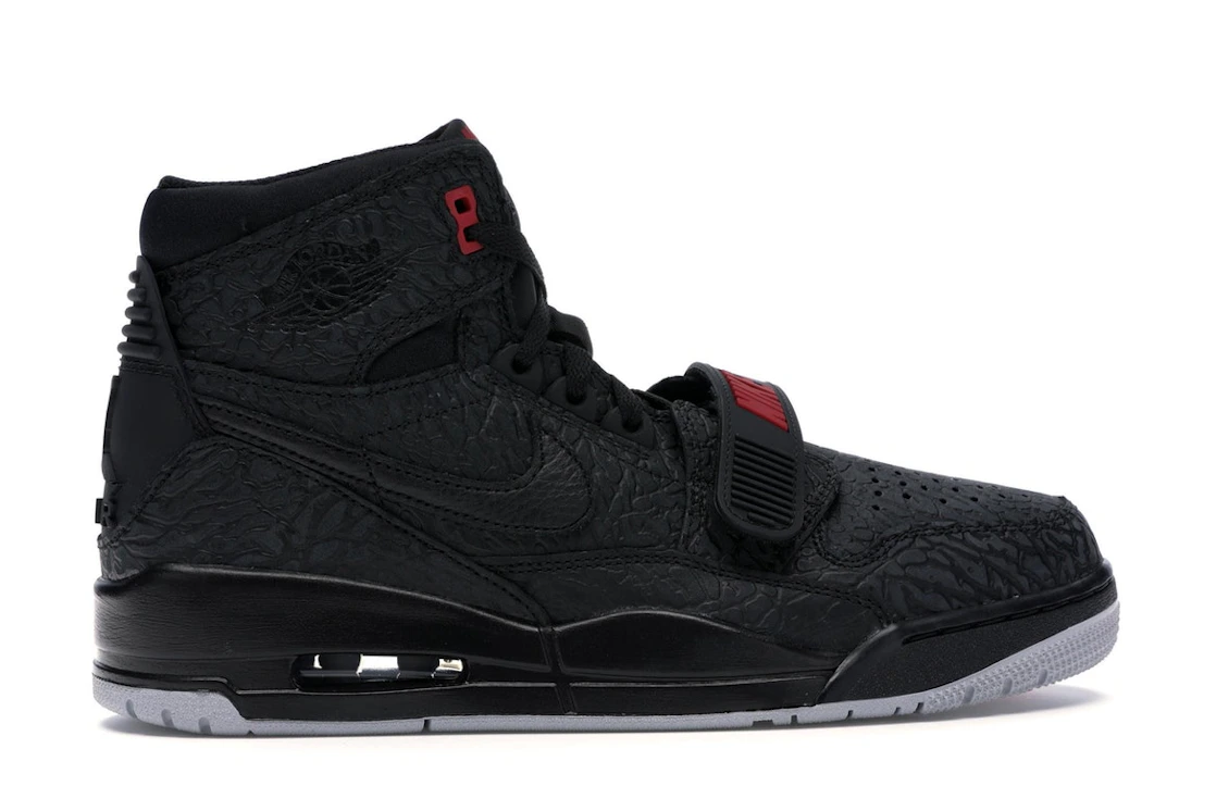 Vue 36 de Jordan Legacy 312 Elephant Print Bred