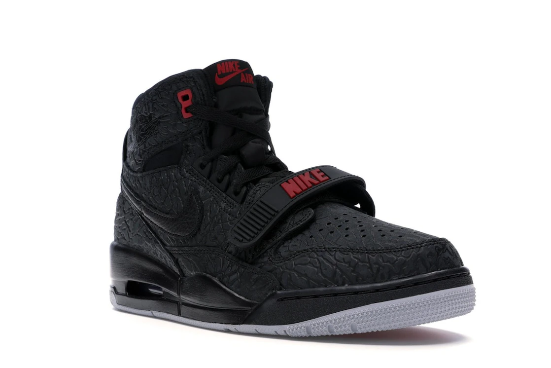 Vue 6 de Jordan Legacy 312 Elephant Print Bred