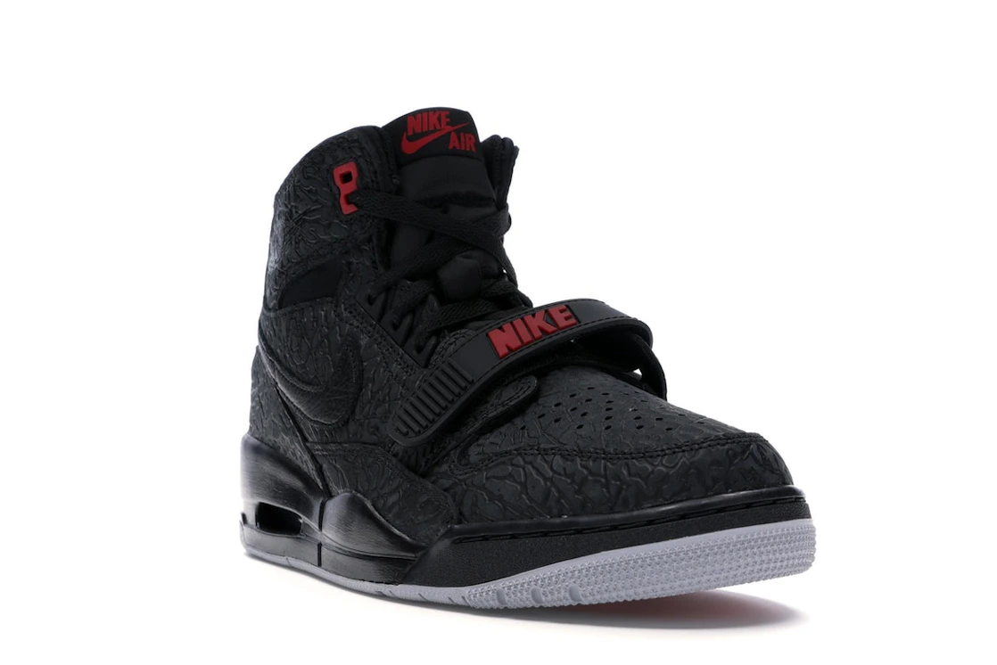 Vue 7 de Jordan Legacy 312 Elephant Print Bred