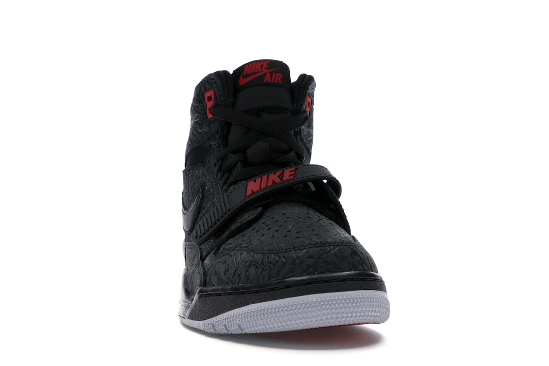 Vue 9 de Jordan Legacy 312 Elephant Print Bred