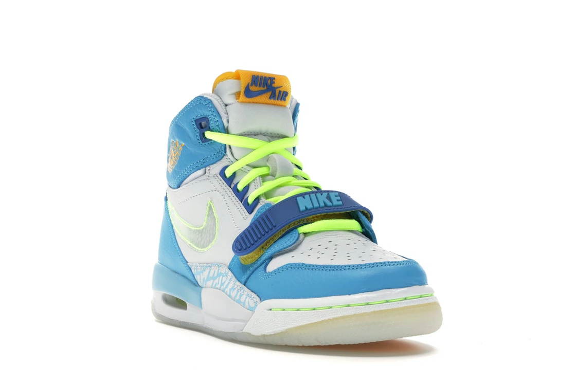 Vue 7 de Jordan Legacy 312 Fly (GS)