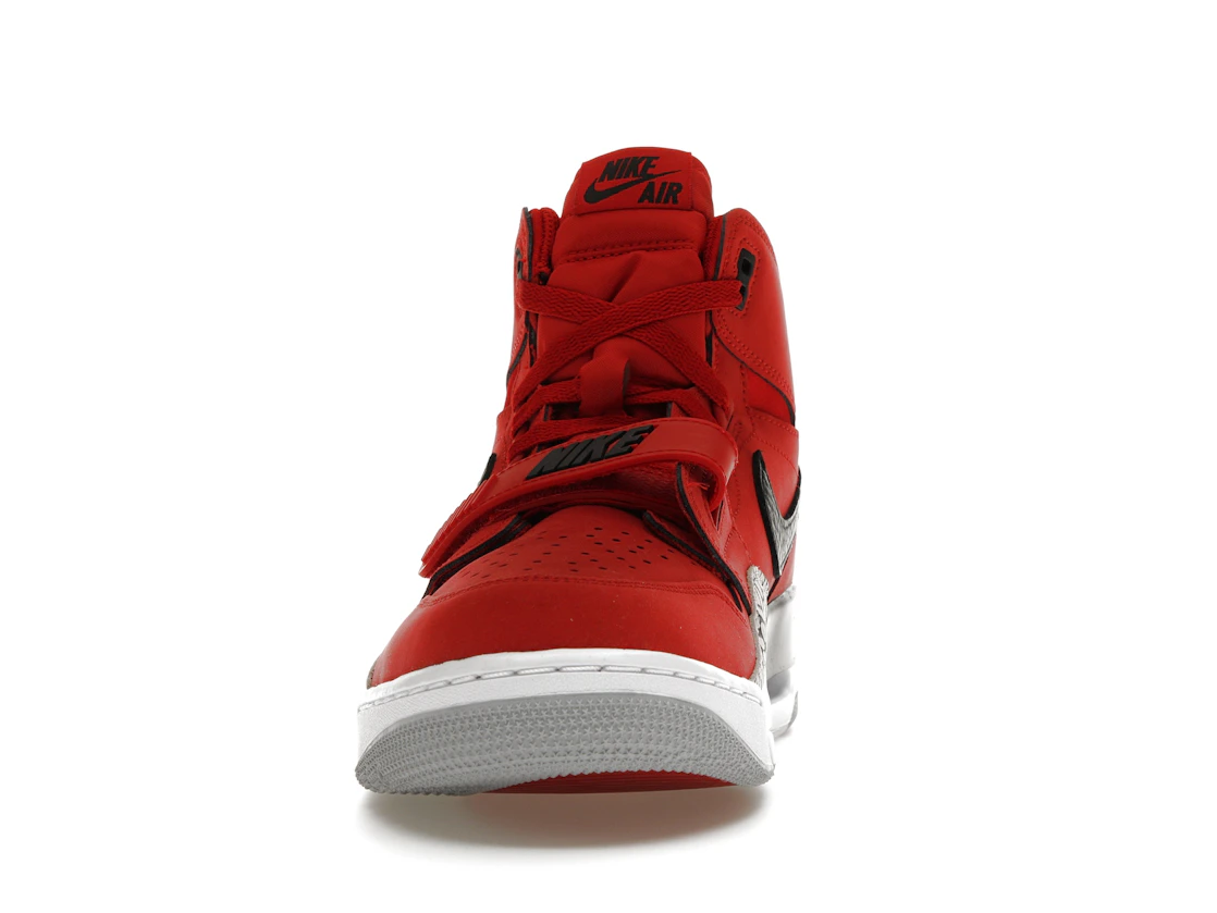 Vue 11 de Jordan Legacy 312 Toro