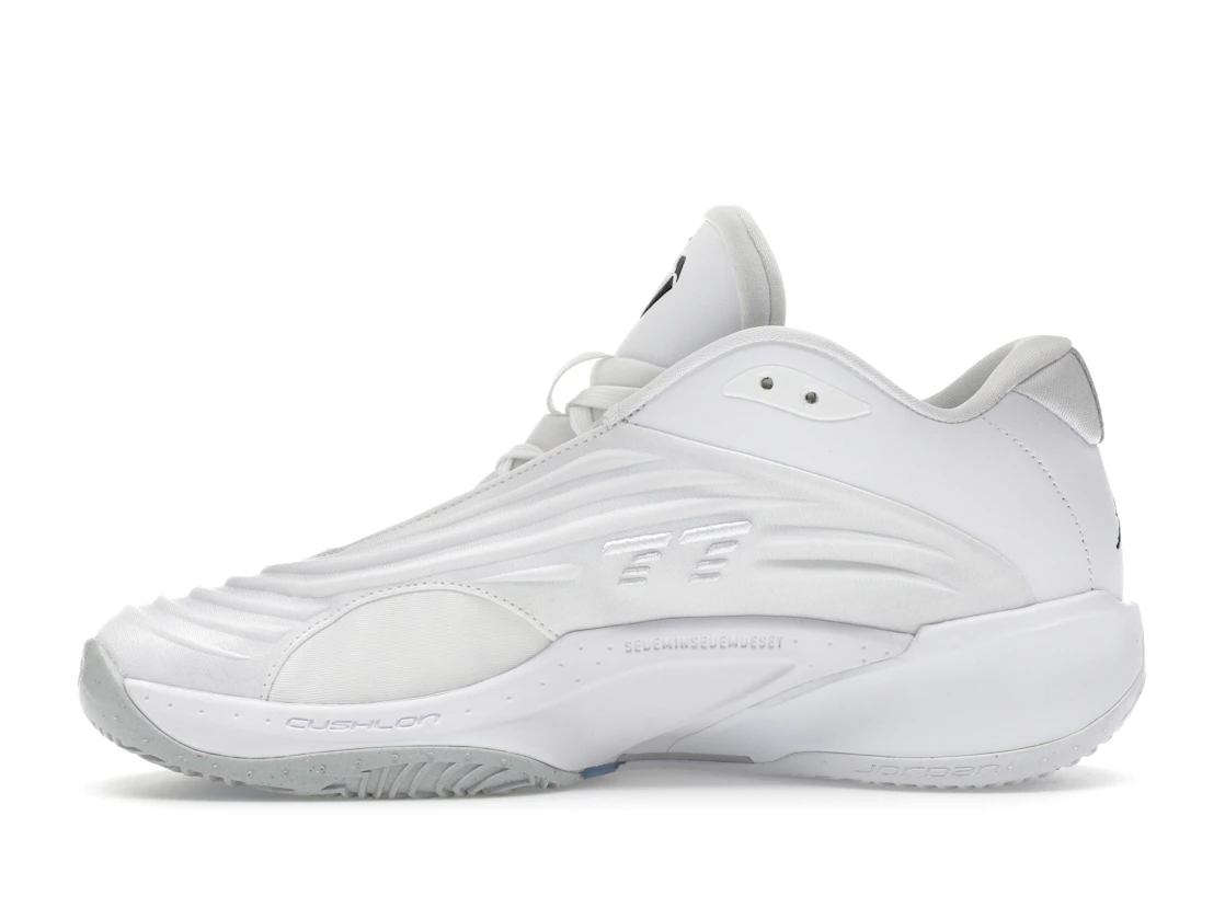 Vue 19 de Jordan Luka 3 TB White Grey Fog