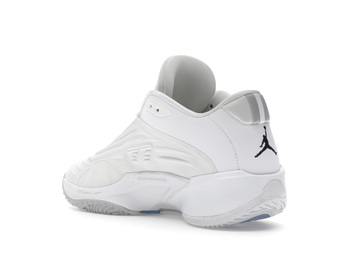Vue 24 de Jordan Luka 3 TB White Grey Fog