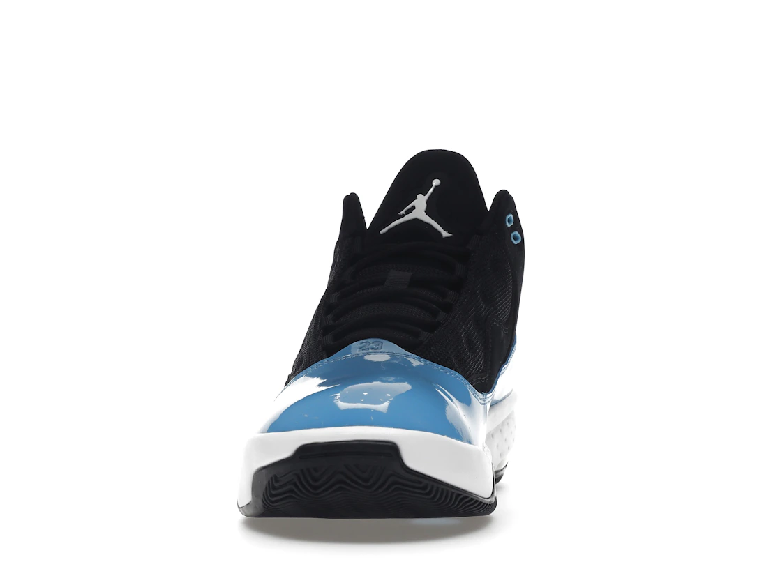 Vue 11 de Jordan Max Aura 2 Black University Blue