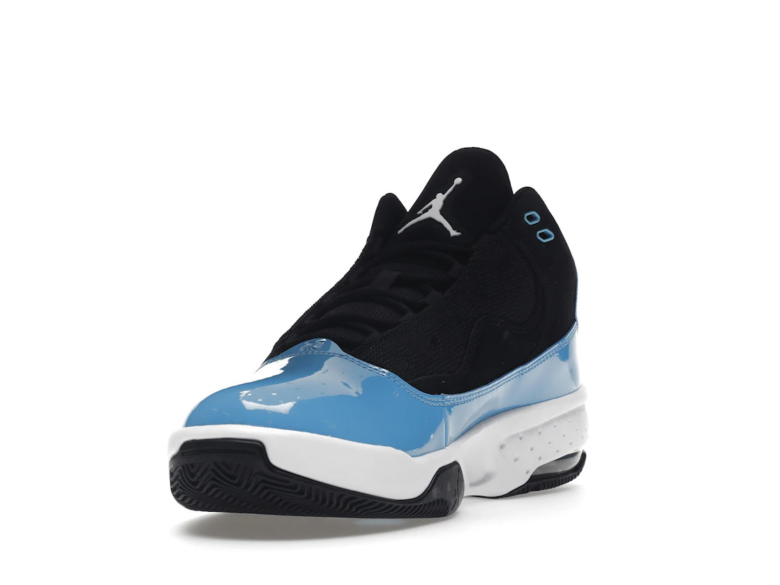 Vue 13 de Jordan Max Aura 2 Black University Blue