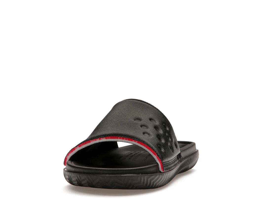 Vue 12 de Jordan Play Slide Black University Red