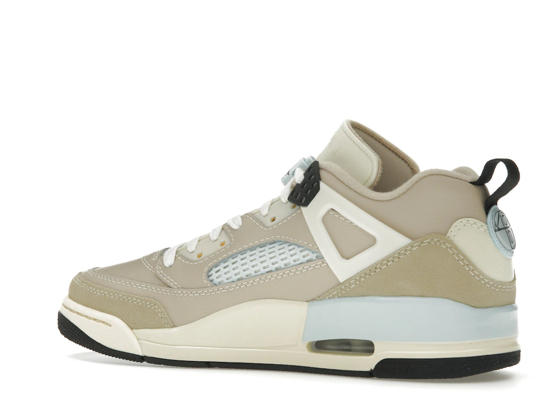 Vue 22 de Jordan Spizike Low Sand Drift Muslin