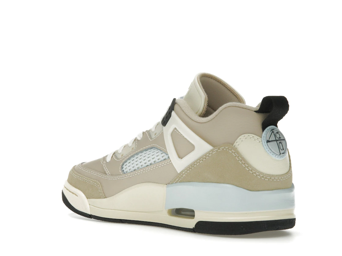 Vue 24 de Jordan Spizike Low Sand Drift Muslin