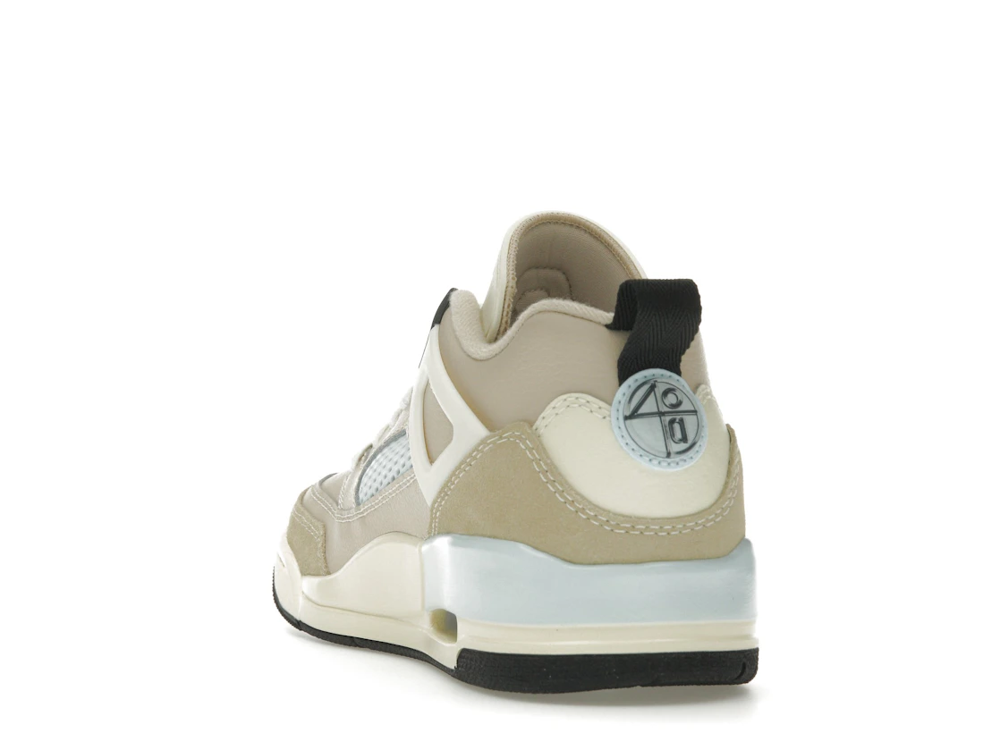 Vue 26 de Jordan Spizike Low Sand Drift Muslin