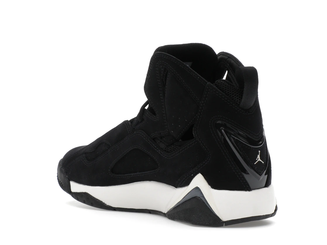 Vue 24 de Jordan True Flight Black Phantom