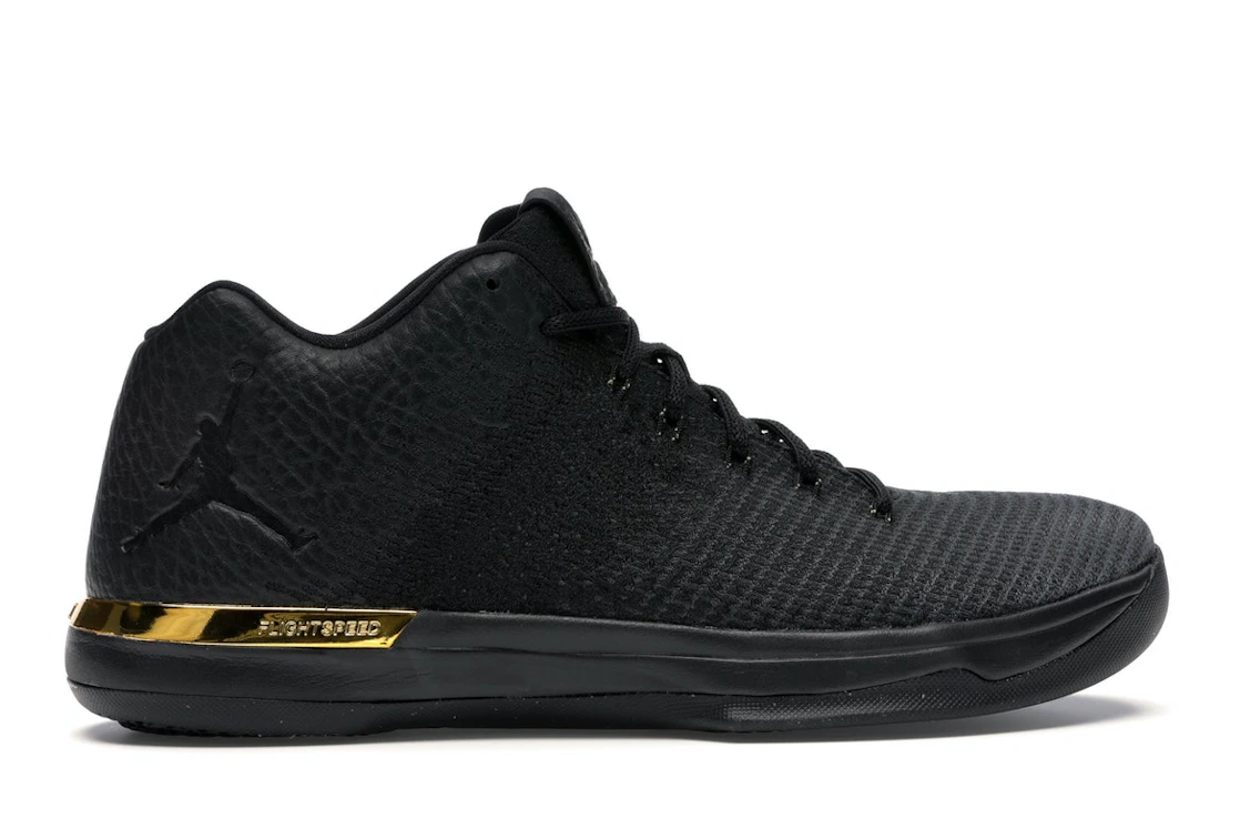 Vue 36 de Jordan XXX1 Low Black Gold