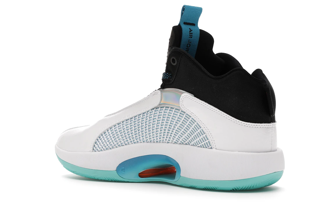 Vue 23 de Jordan XXXV Guo Ailun Morpho