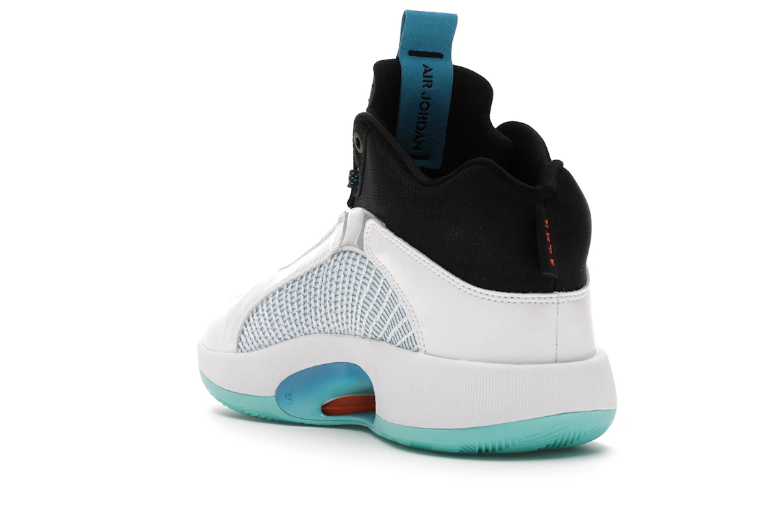 Vue 25 de Jordan XXXV Guo Ailun Morpho