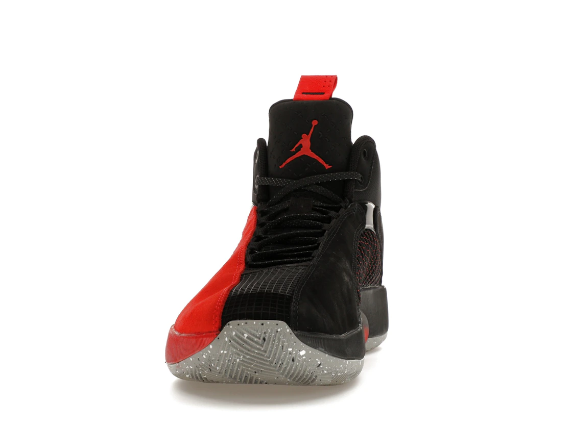 Vue 11 de Jordan XXXV Warrior