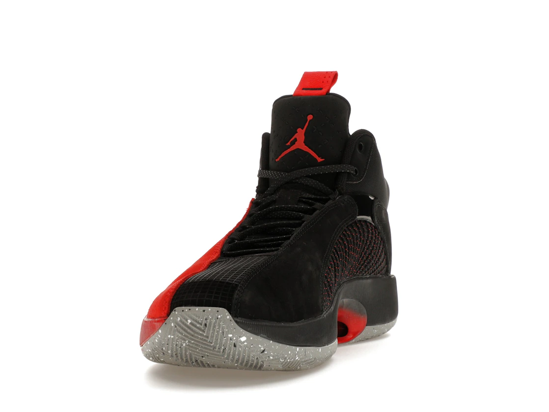 Vue 12 de Jordan XXXV Warrior