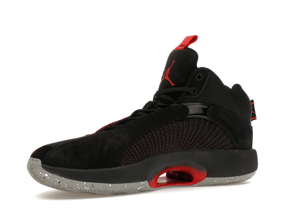 Vue 16 de Jordan XXXV Warrior