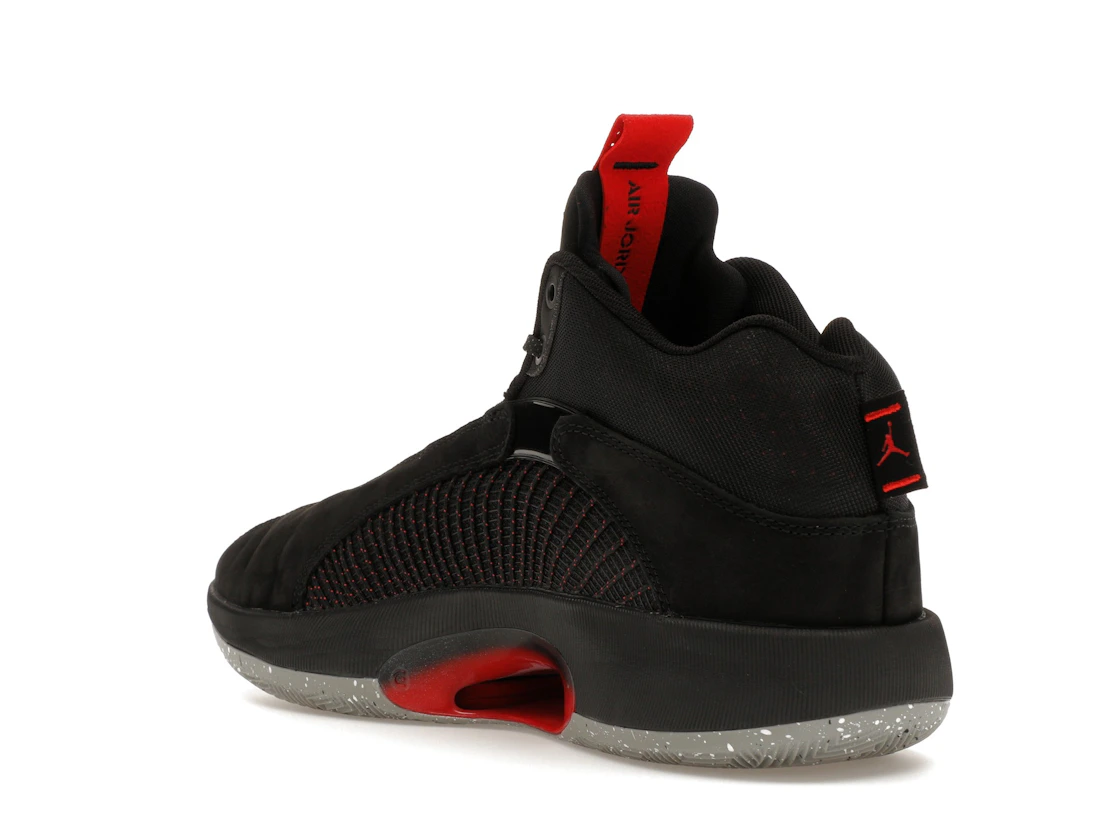 Vue 24 de Jordan XXXV Warrior