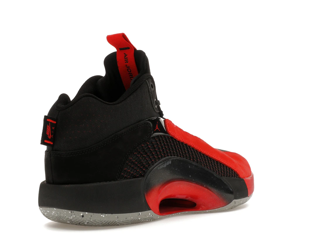 Vue 32 de Jordan XXXV Warrior