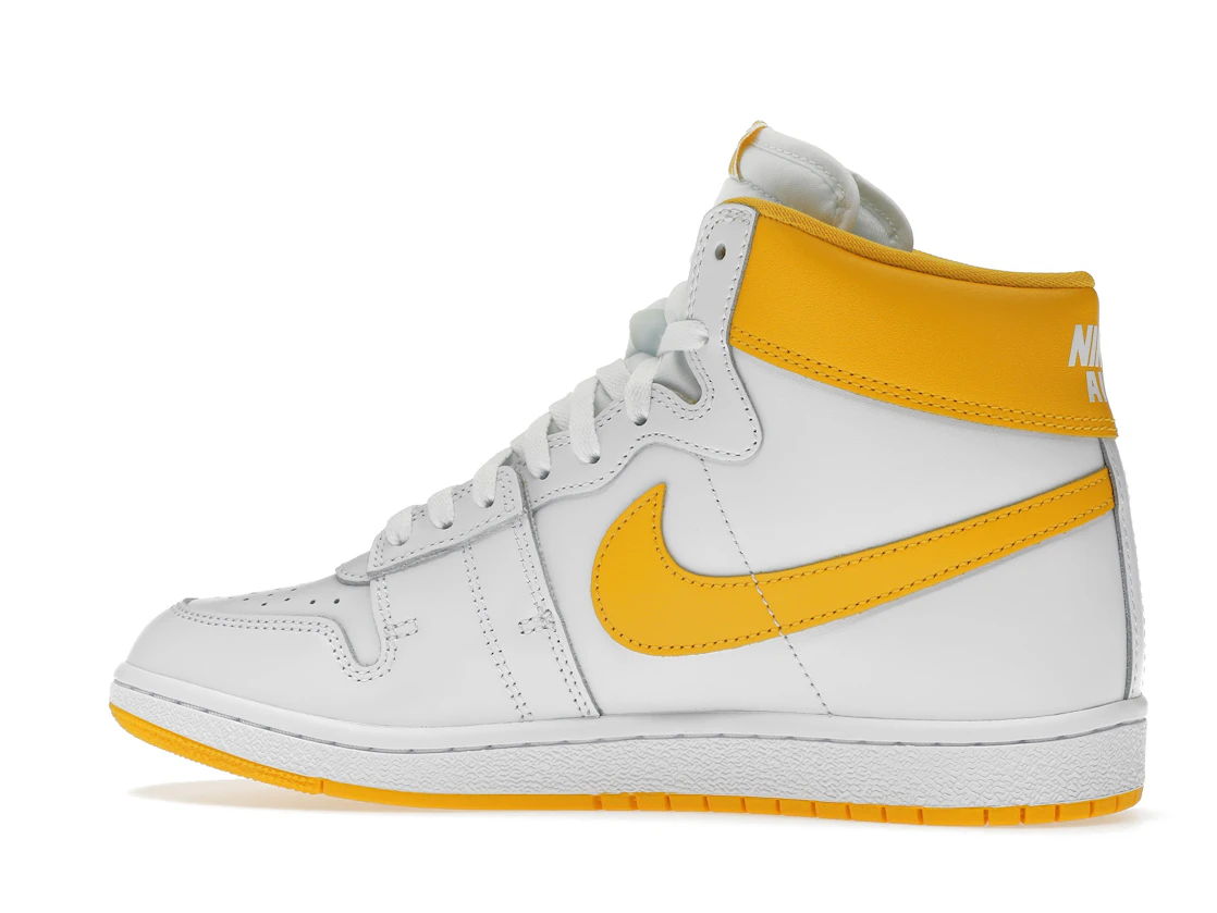Vue 21 de Nike Jordan Air Ship PE SP University Gold