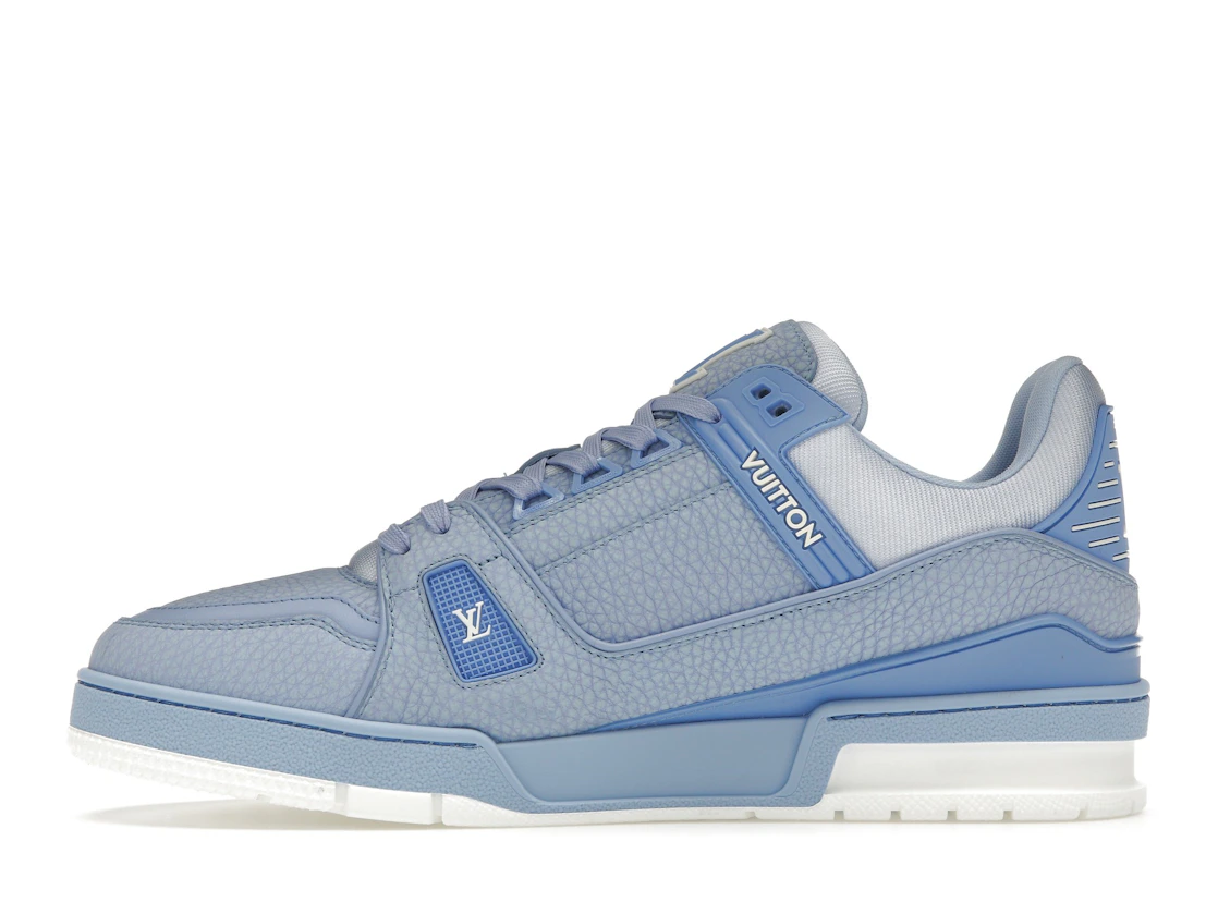 Vue 19 de Louis Vuitton LV Trainer Light Blue White