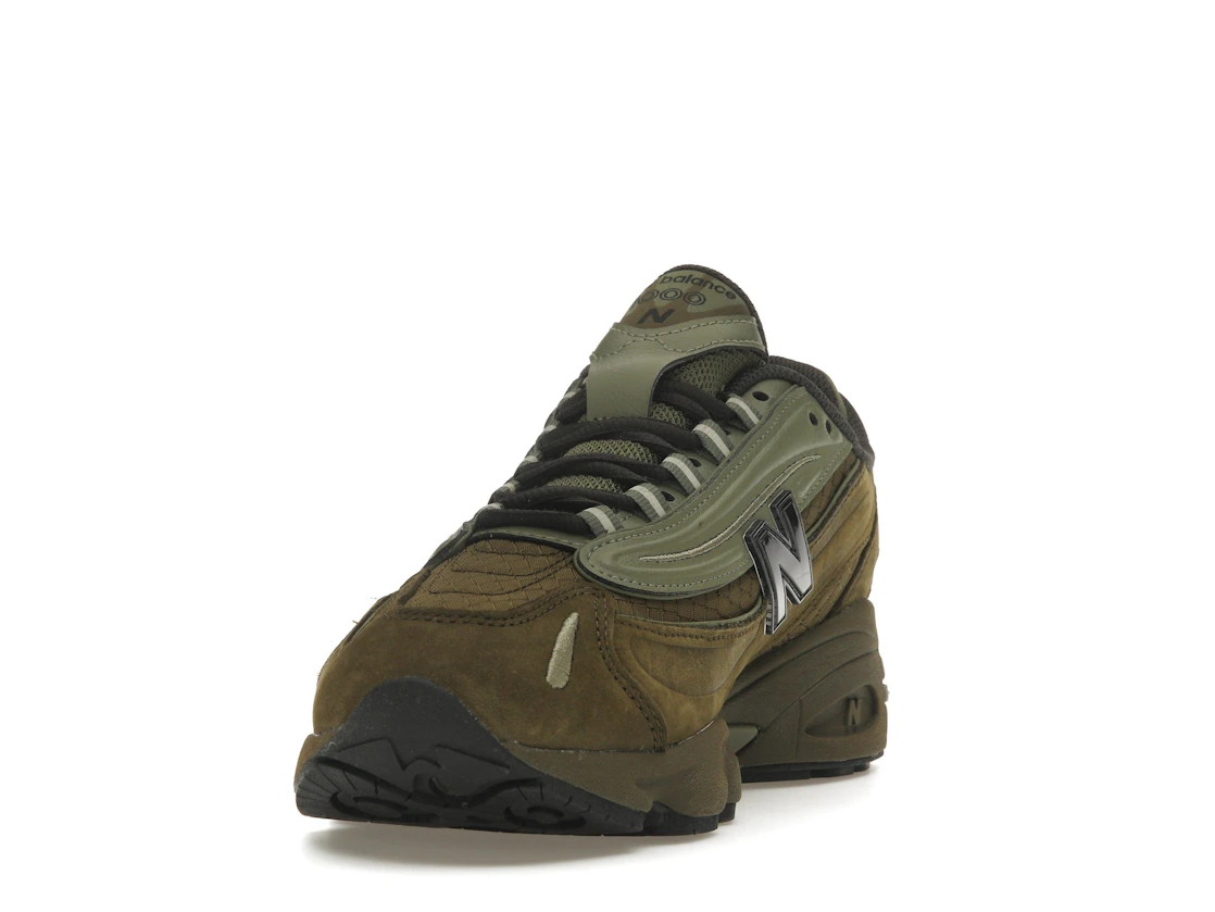 Vue 12 de New Balance 1000 Cordura Woodland