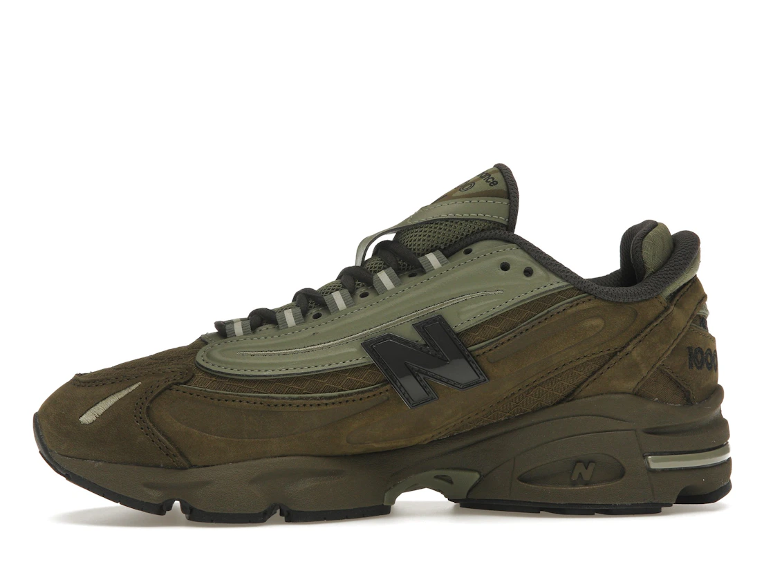 Vue 18 de New Balance 1000 Cordura Woodland