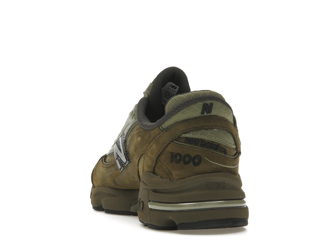 Vue 26 de New Balance 1000 Cordura Woodland