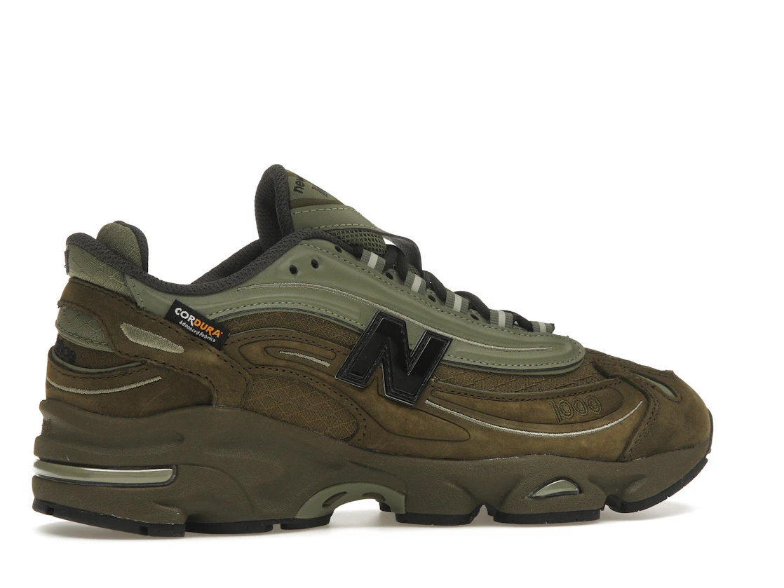 Vue 35 de New Balance 1000 Cordura Woodland