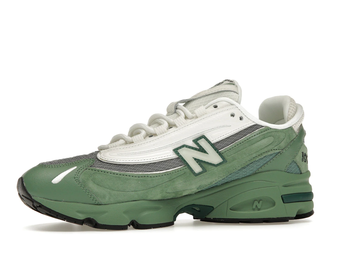 Vue 17 de New Balance 1000 Green Grey