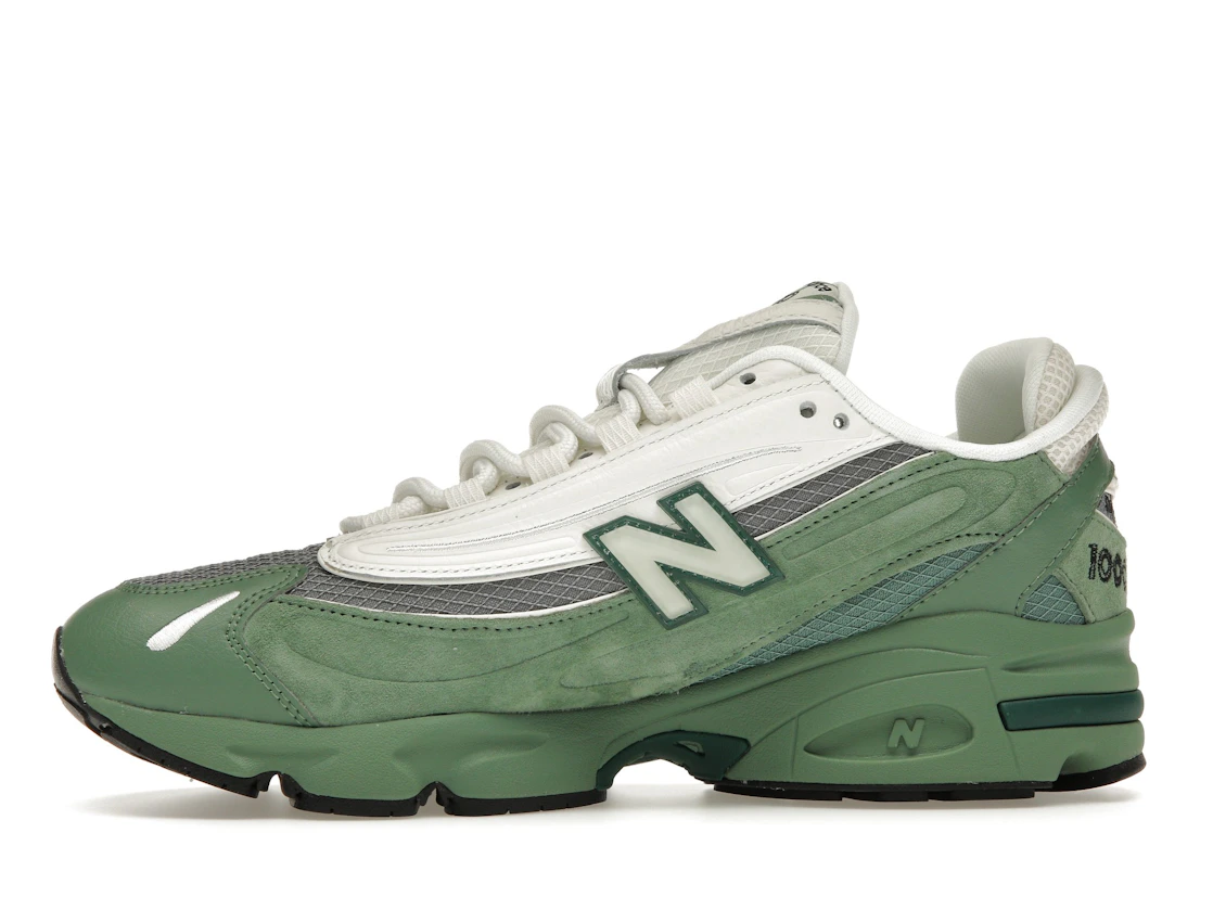 Vue 18 de New Balance 1000 Green Grey
