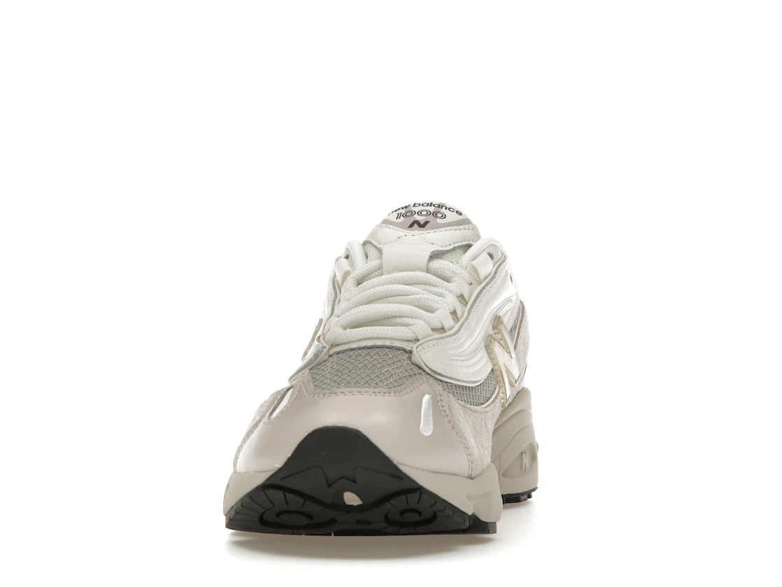 Vue 11 de New Balance 1000 Grey Cream
