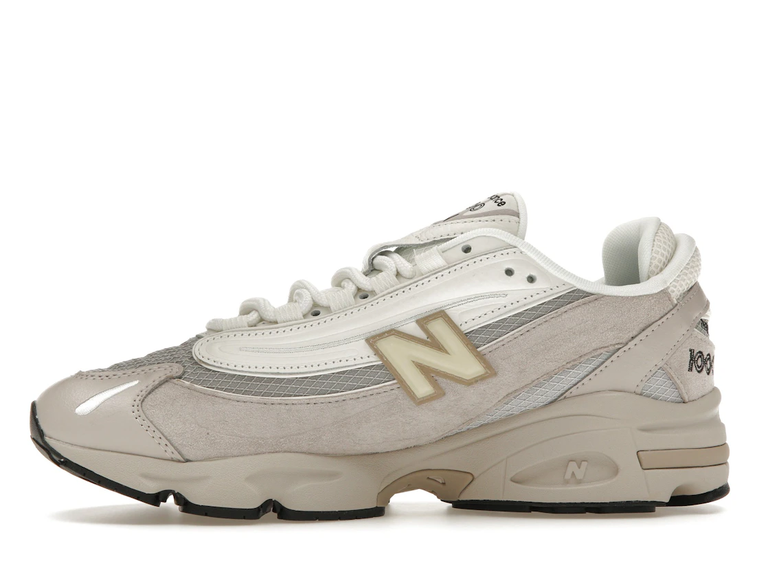 Vue 18 de New Balance 1000 Grey Cream