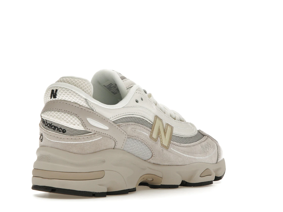 Vue 32 de New Balance 1000 Grey Cream