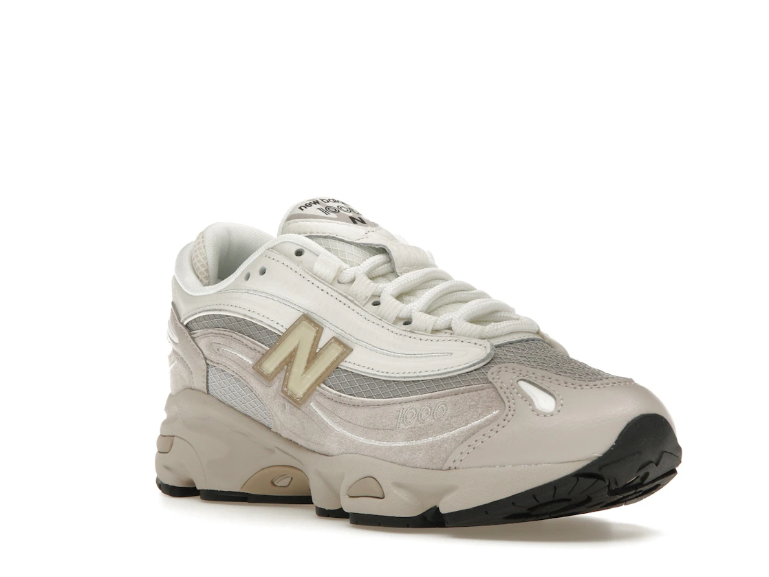 Vue 6 de New Balance 1000 Grey Cream