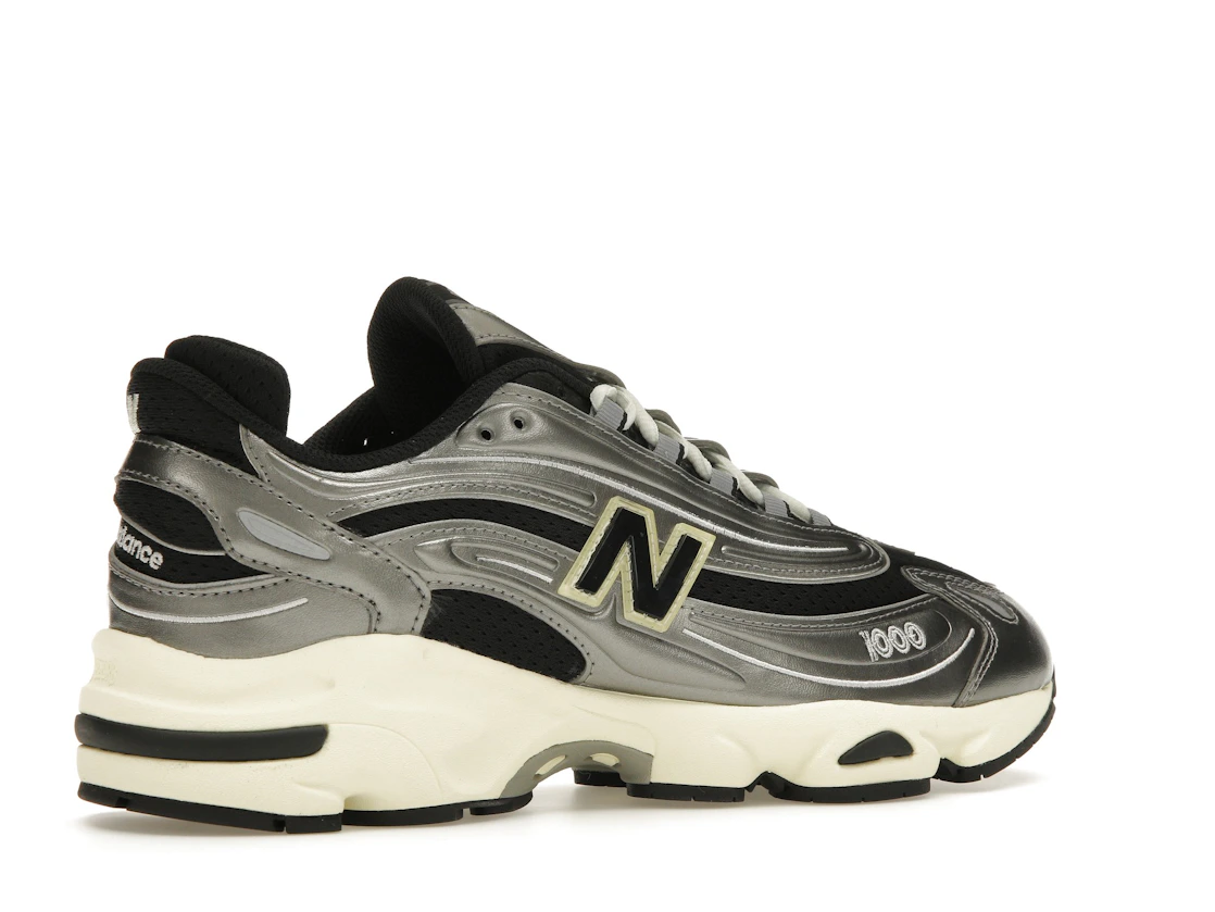 Vue 34 de New Balance 1000 Silver Metallic