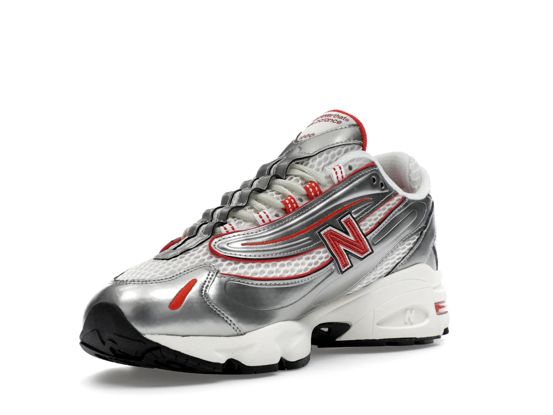 Vue 14 de New Balance 1000 thisisneverthat Metallic Silver Red