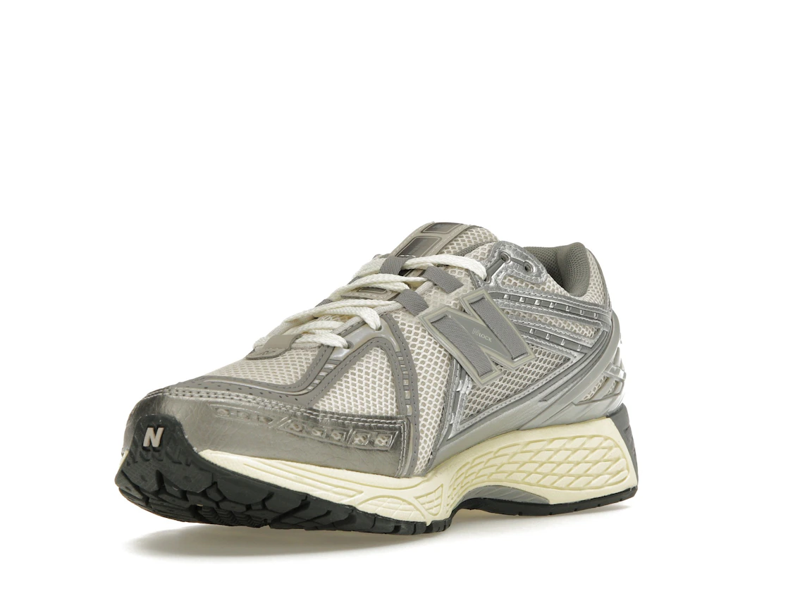 Vue 14 de New Balance 1906 Moonbeam Raincloud