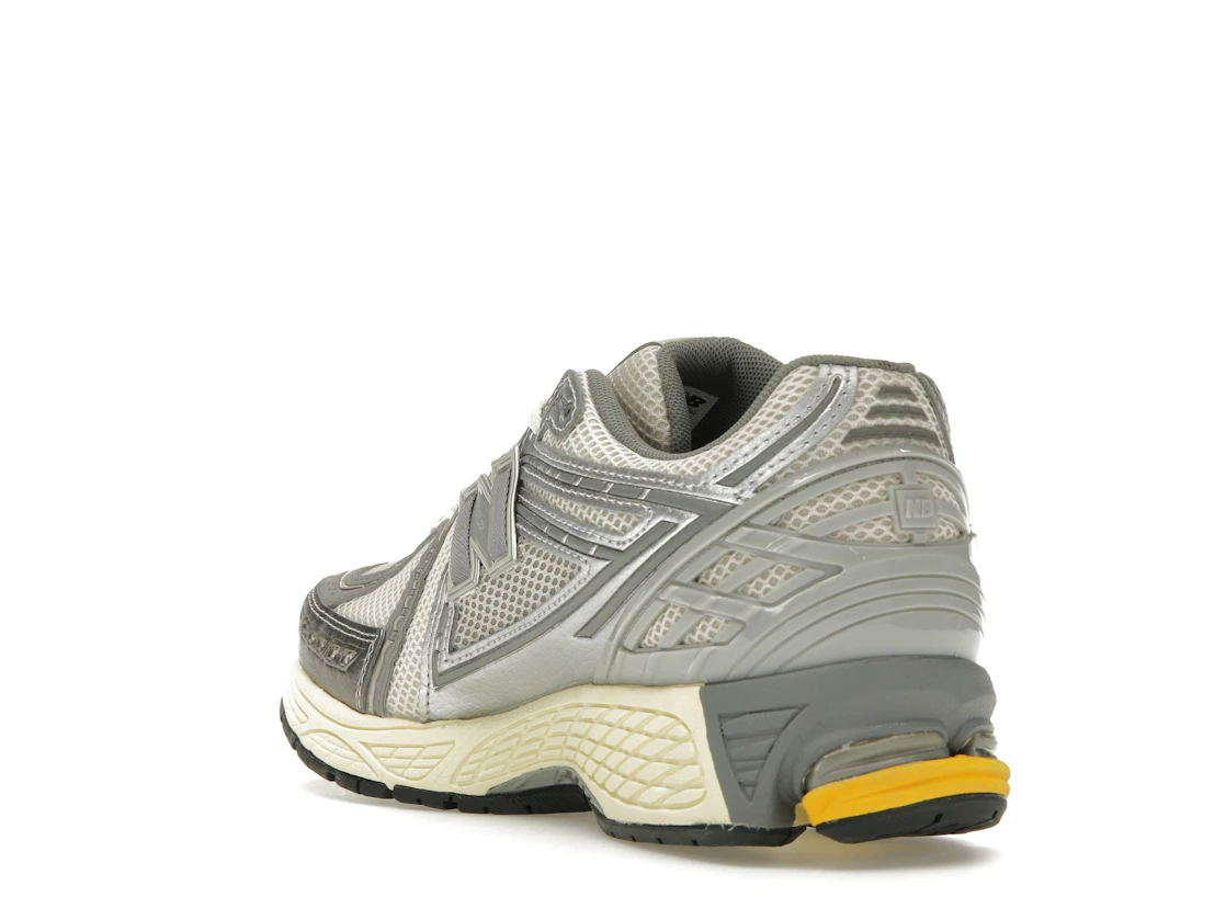 Vue 25 de New Balance 1906 Moonbeam Raincloud